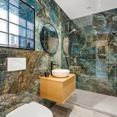 Renting - 1france - Design Terrace Beach&masséna Appartement Nice